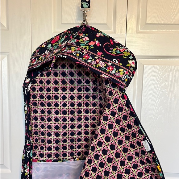 NWT Vera Bradley Floral Garment Bag Ribbons - Picture 5 of 6